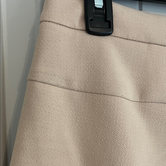 Elegant Tan Women's Shorts - Picture 5 of 6